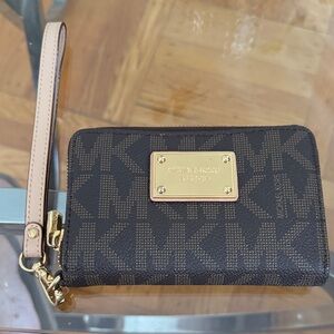 Michael Kors Black and Gold Logo Wristlet
